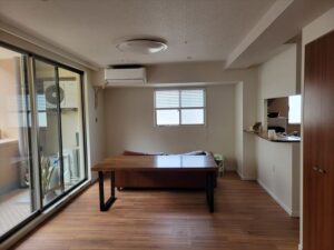某マンション床貼り替え